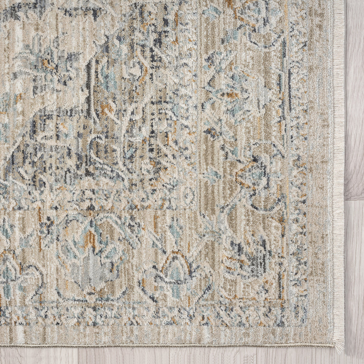 Aubre Contemporary Runner