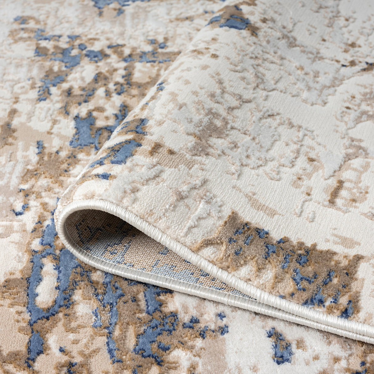 Grande Jacquard Rug