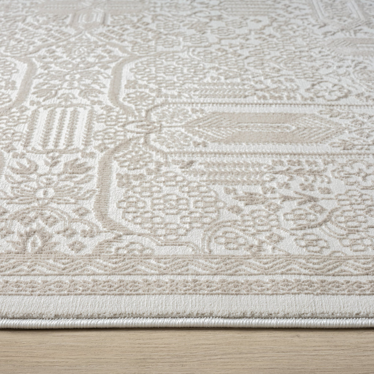 Grande Jacquard Rug