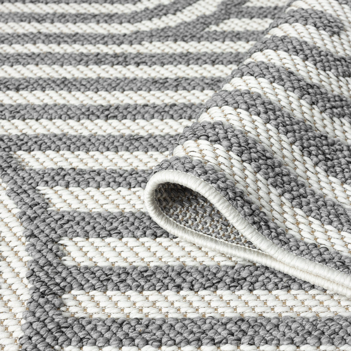 Salvino Premium Rug