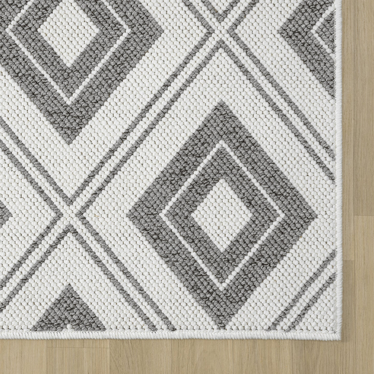 Salvino Premium Rug
