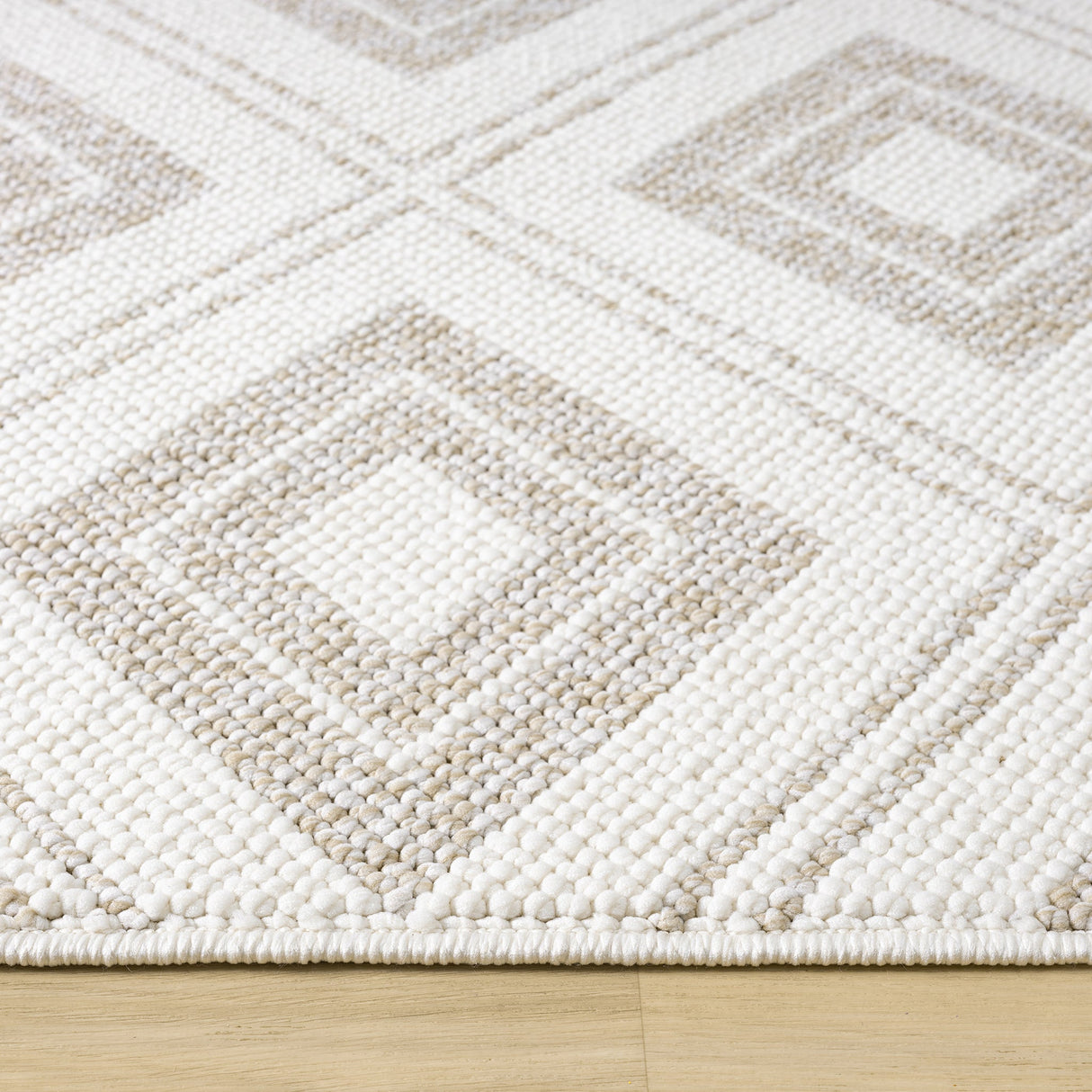 Salvino Premium Rug