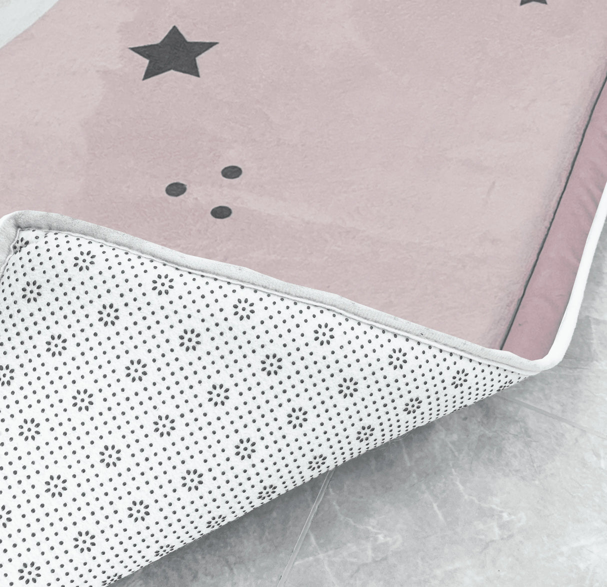 Cygnet Print Soft Touch Printed Ultra Plush Memory Foam Mat