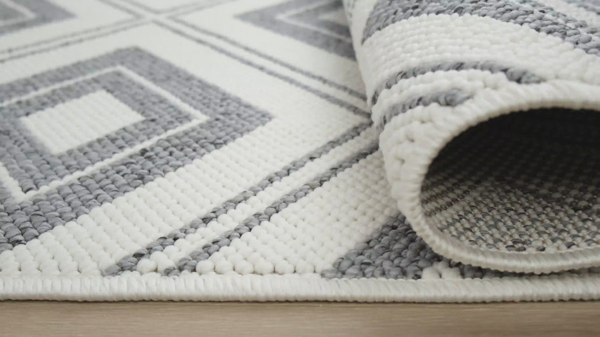 Salvino Premium Rug